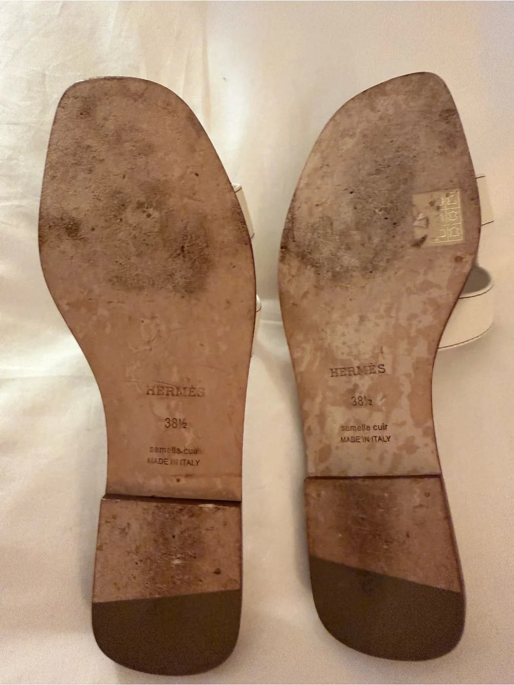 Hermes White Leather Oran Slide Sandals with Brown Trim